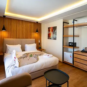 3* Hotel Unico Maarif